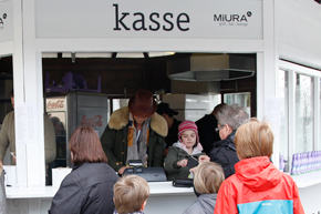Groovy Currywurst am Miura Grill 2012 © turfstock.com/Balogh