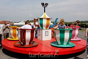 Symboldbild Karussell. © turfstock.com/Balogh