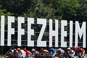 Symbolbild Emblem Iffzeheim © turfstock.com/Balogh