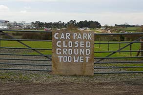 14.03.2018 - Cheltenham; Impressions of the 2018 Cheltenham Festival - Day two at Cheltenham-Racecourse/Great Britain.: Feature Muddy ground. Car Park closed. Ground to wet. Credit: Lajos-Eric Balogh/turfstock.com